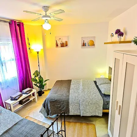 Plaza De Carcel 3-bedroom شقة