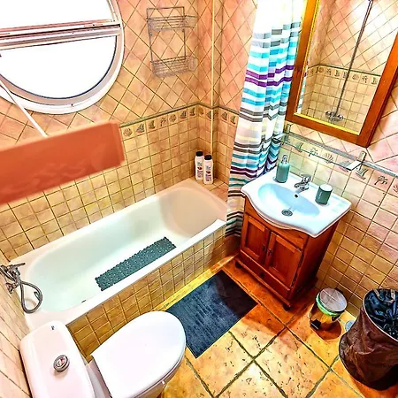 شقة Plaza De Carcel 3-bedroom *
